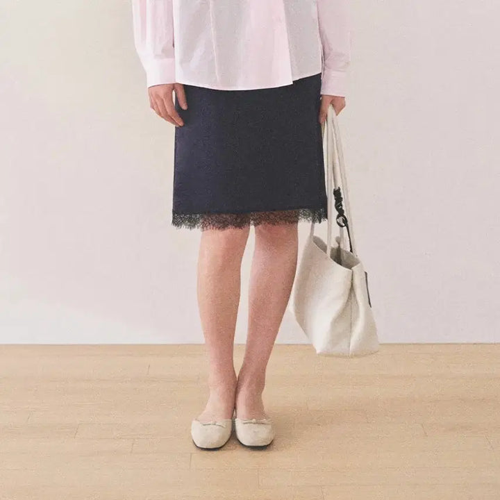 [BUNJANG] Mango Many Please AILE Satin Lace Skirt - Navy (Size S) / 망고매니플리즈 AILE SATIN LACE SKIRT_NAVY (S)
