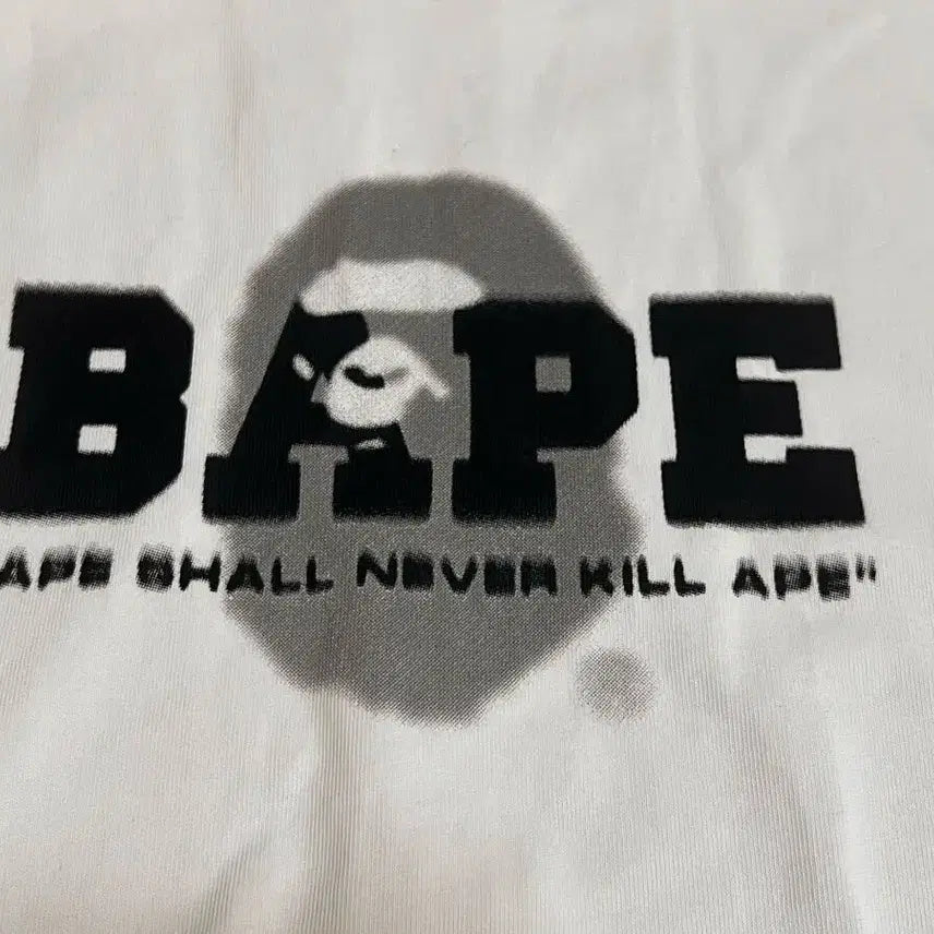 [BUNJANG] BAPE Graffiti Logo Relaxed Fit T-Shirt / [M] 베이프 그래피티 로고 릴렉스드 핏