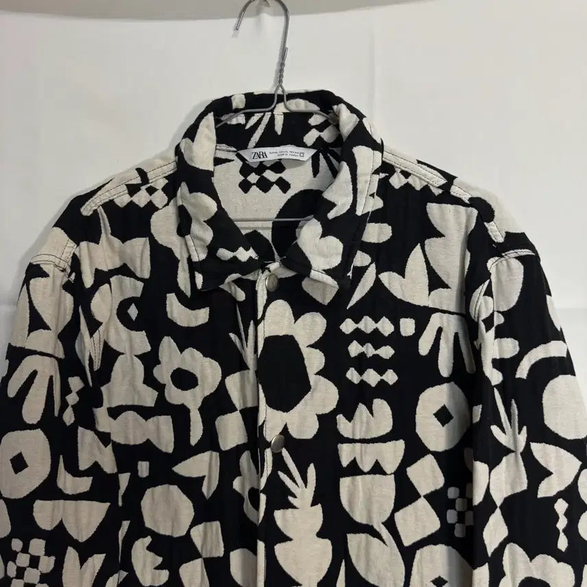 [BUNJANG] Zara Black Floral Pattern Shirt Jacket / 자라 플라워 패턴 셔츠 자켓 블랙
