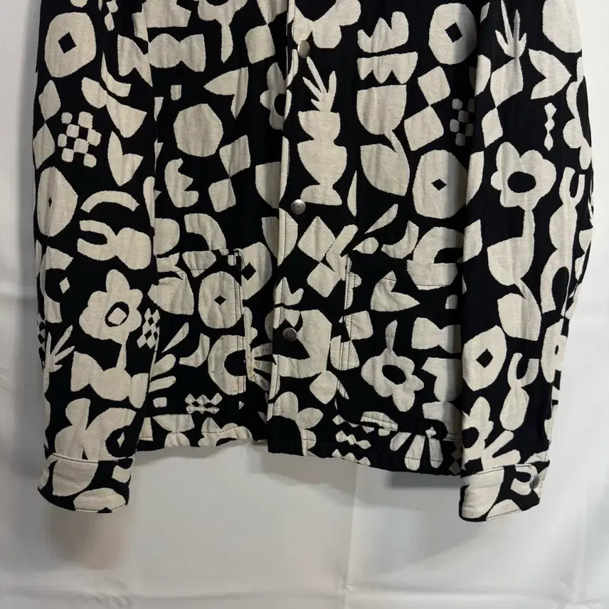 [BUNJANG] Zara Black Floral Pattern Shirt Jacket / 자라 플라워 패턴 셔츠 자켓 블랙