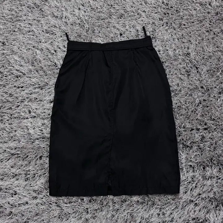 [BUNJANG] Prada 90s Archive Belted Nylon Skirt / 프라다 90s 아카이브 벨티드 나일론 스커트 S