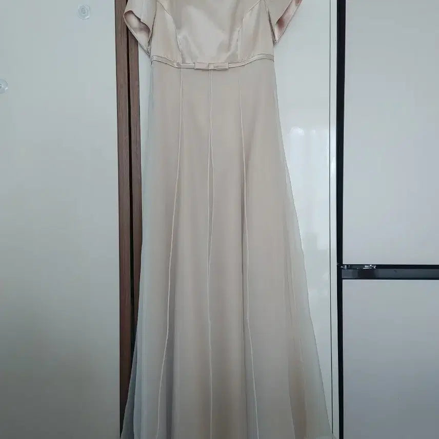 [BUNJANG] Beige Satin Organza Long Dress / 베이지 새틴 오간자 롱 원피스