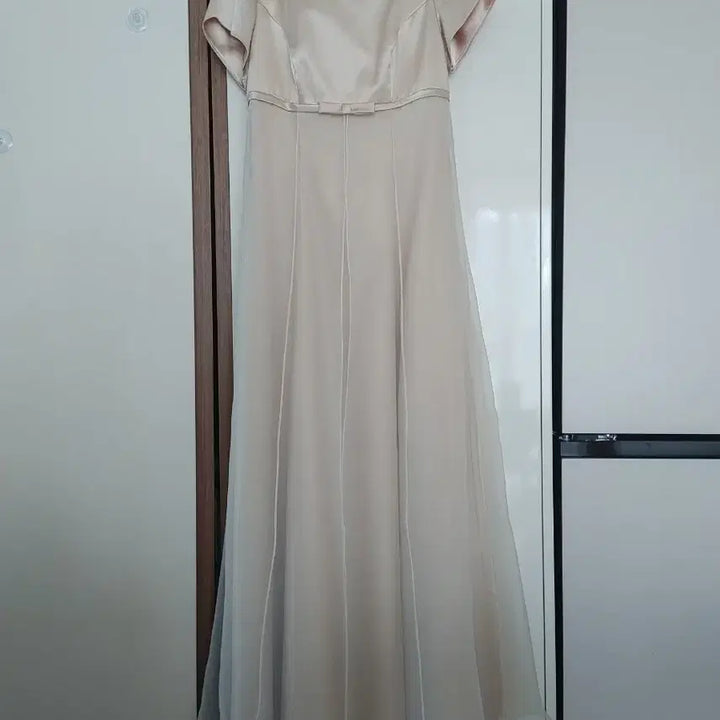 [BUNJANG] Beige Satin Organza Long Dress / 베이지 새틴 오간자 롱 원피스
