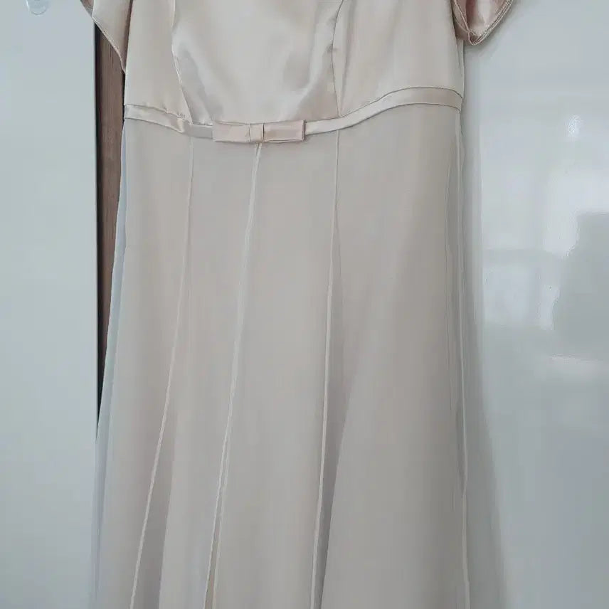 [BUNJANG] Beige Satin Organza Long Dress / 베이지 새틴 오간자 롱 원피스