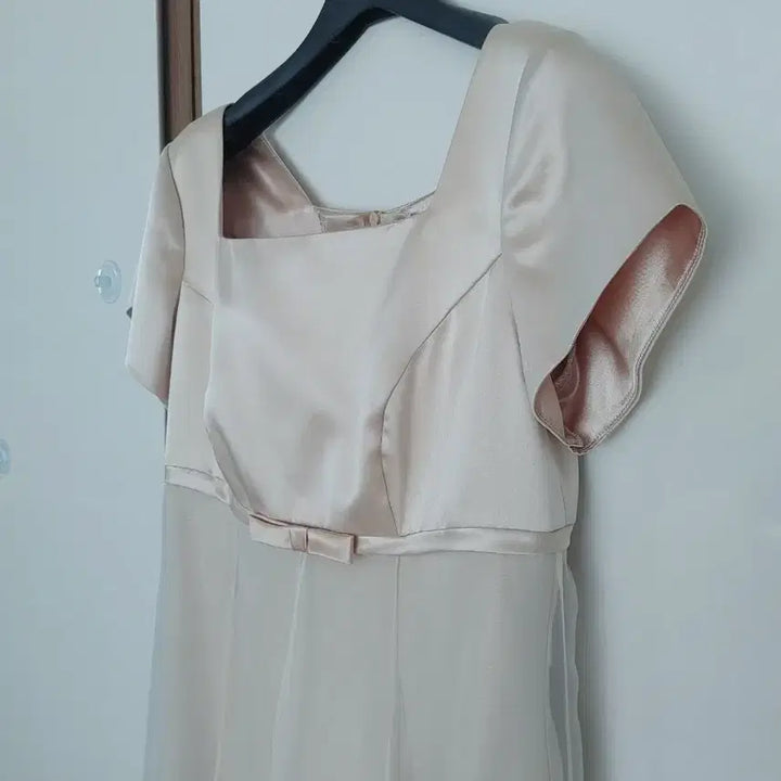 [BUNJANG] Beige Satin Organza Long Dress / 베이지 새틴 오간자 롱 원피스