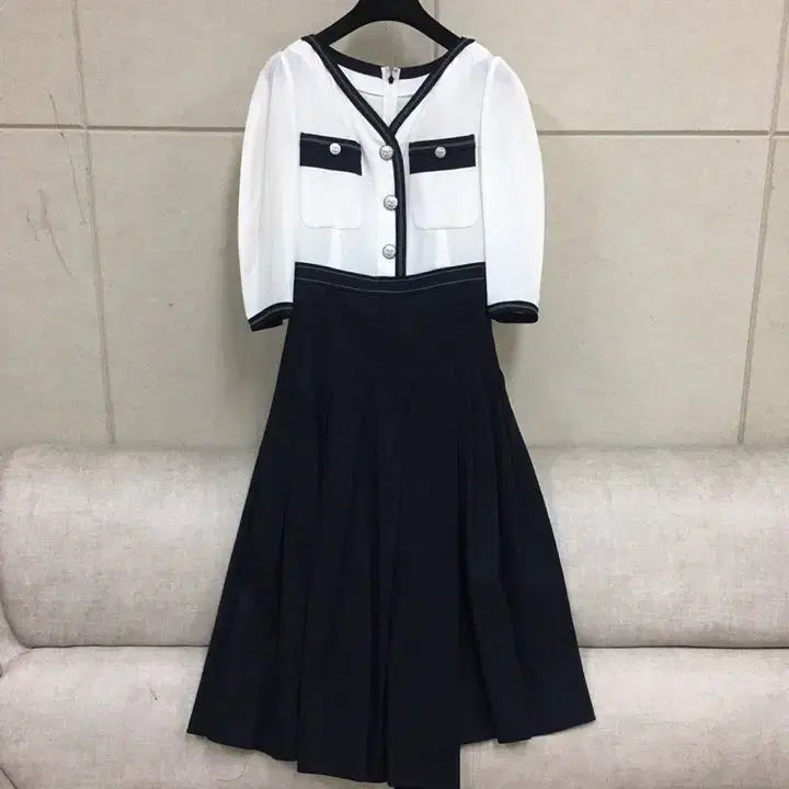 [BUNJANG] 2022 FW Objekt Color-Block Pleated Long Dress Black/White / FW22년 한섬 오브제 정품 배색 플리츠 롱원피스 블랙/화이트