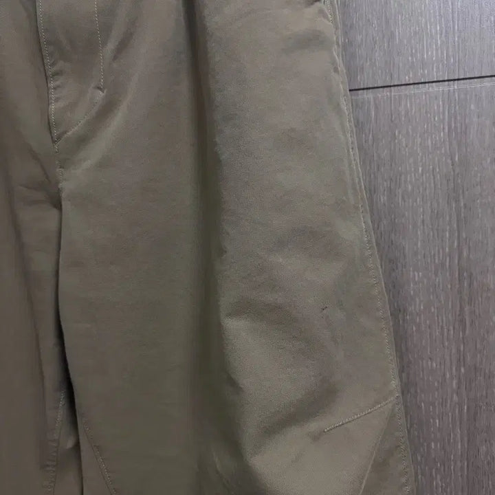 [SOLD OUT] 1) 폴리테루 3 다트 치노 팬츠 베이지