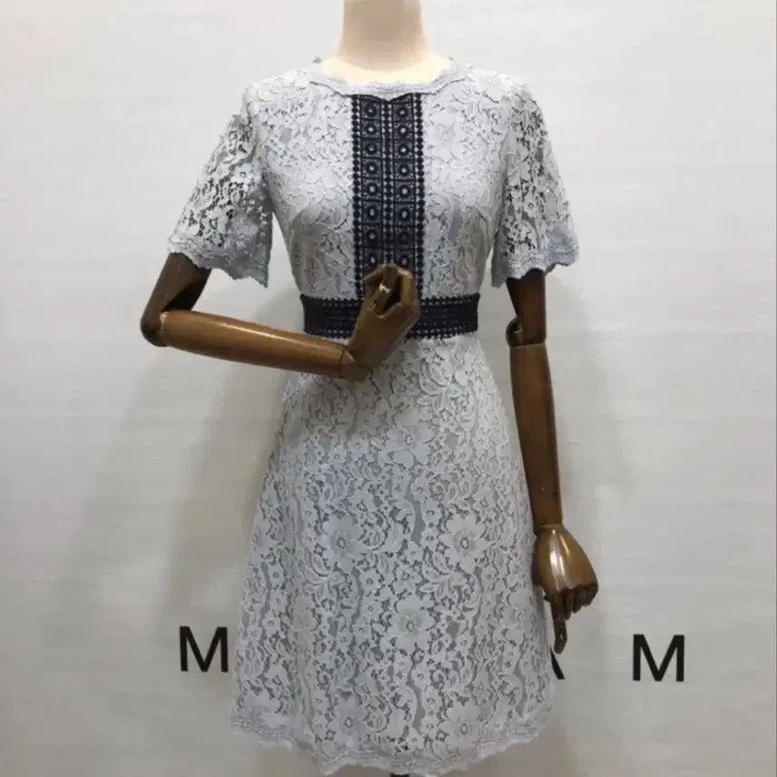 [BUNJANG] It MICHAA Lace Dress (Sky Blue) - Size 55 / (새상품) 잇미샤 레이스 원피스 55사이즈