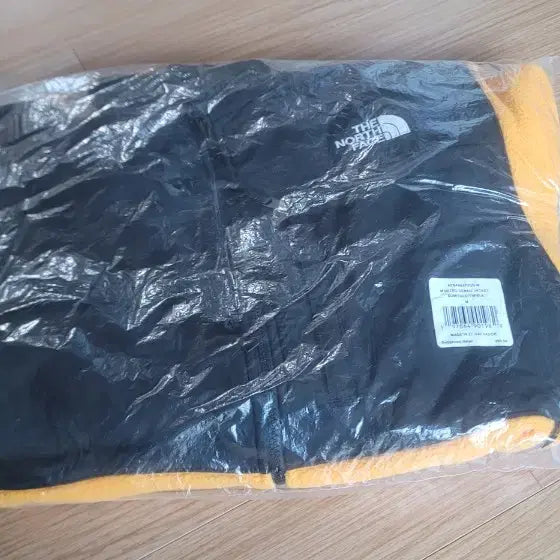[BUNJANG] The North Face 95 Retro Denali Summit Gold Men&