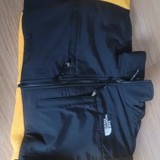 [BUNJANG] The North Face 95 Retro Denali Summit Gold Men&