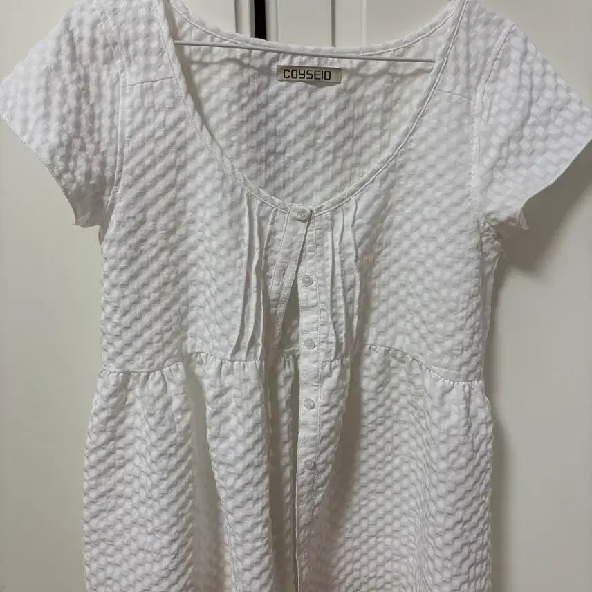 [SOLD OUT] 코이세이오 핀턱 블라우스