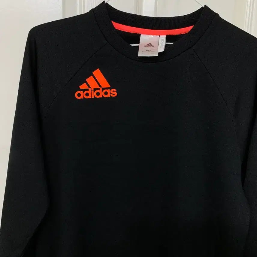 [BUNJANG] Adidas Black Long Sleeve T-shirt / 아디다스 검정색 긴팔 티셔츠95