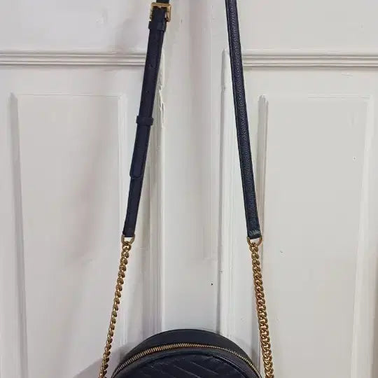 [BUNJANG] Daks Leather Quilted Tassel Round Crossbody Bag / 닥스 소가죽 퀼팅 태슬 라운드 크로스백