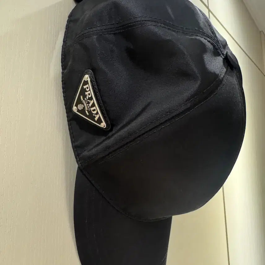 [SOLD OUT] 프라다 리나일론 볼캡