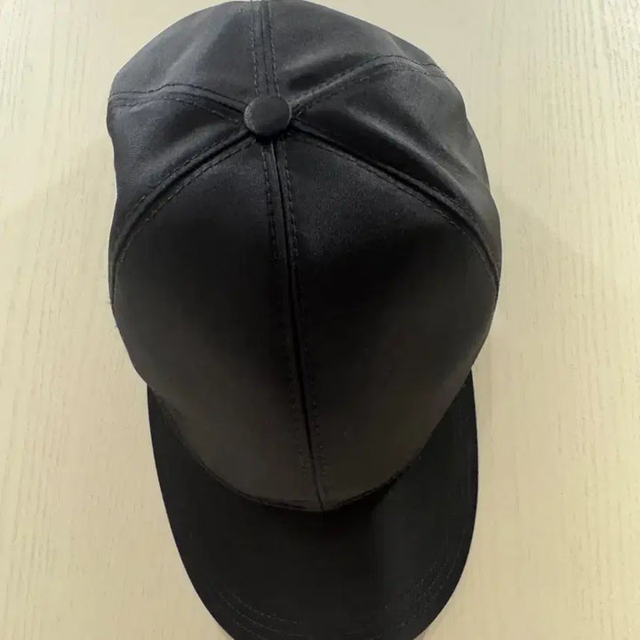 [SOLD OUT] 프라다 리나일론 볼캡