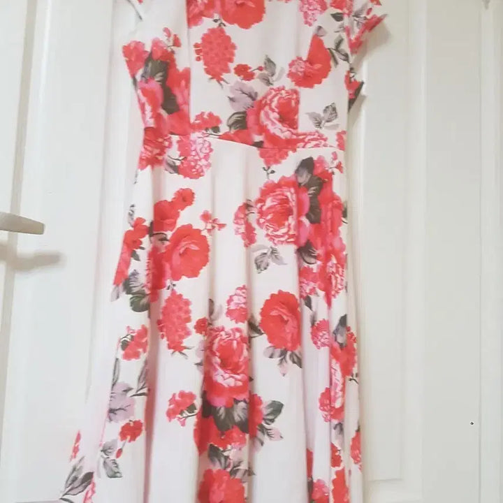 [SOLD OUT] 플라워 패턴 롱원피스(55)미사용