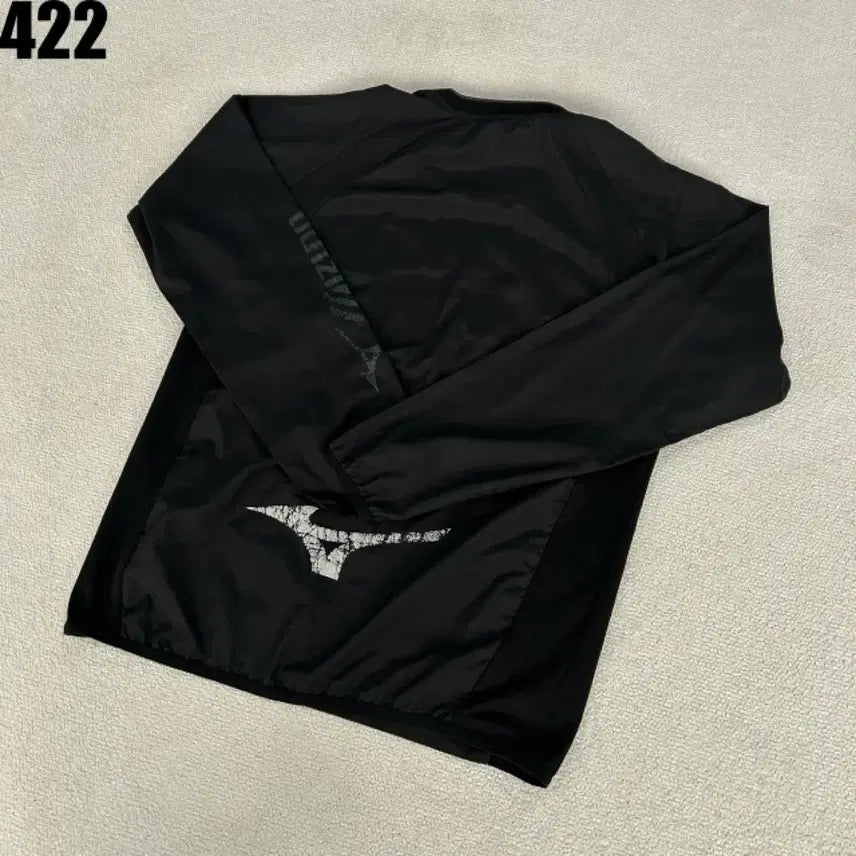 [BUNJANG] Mizuno Black Windbreaker Long Sleeve T-Shirt M / 미즈노 블랙 바람막이 긴팔 티셔츠 m