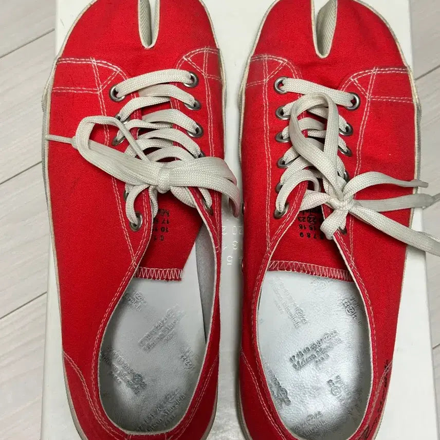 [BUNJANG] Maison Margiela Tabi Sneakers Red Size 43 / 마르지엘라 타비 스니커즈 레드 43