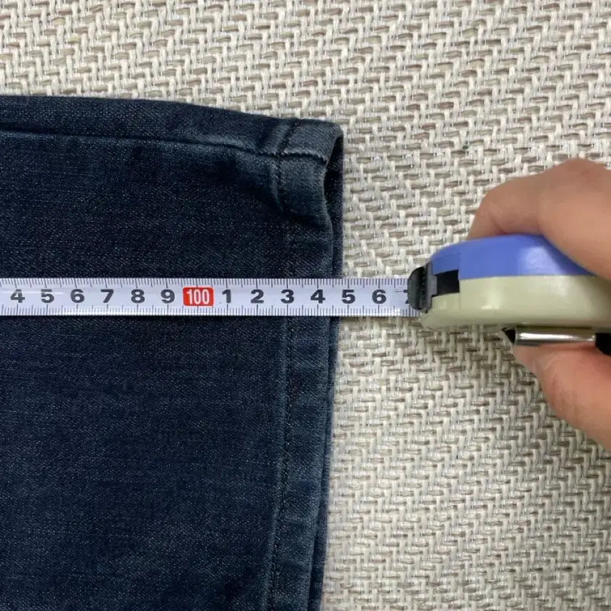 [SOLD OUT] 게스 진청 데님 팬츠 32 슬림 스트레이트 청바지