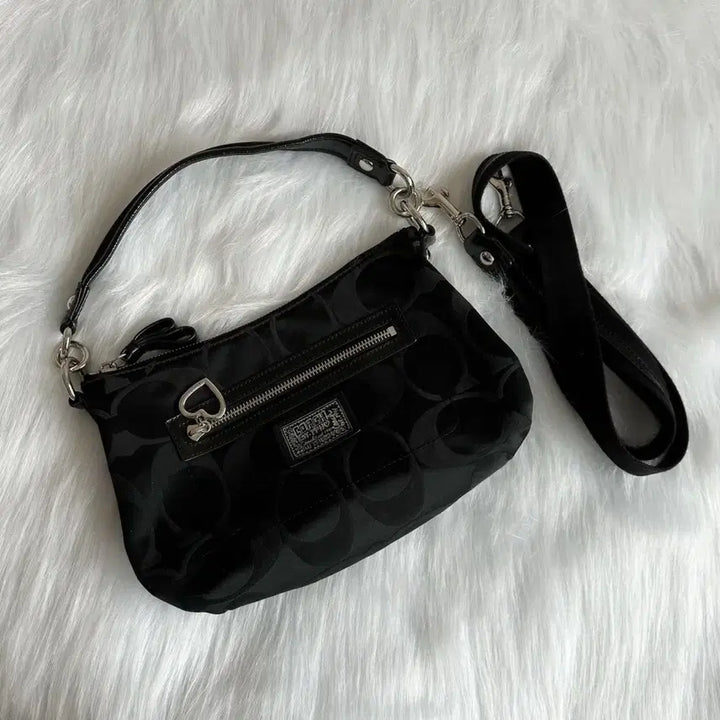[SOLD OUT] Coach 코치 파피 시그니처 숄더백