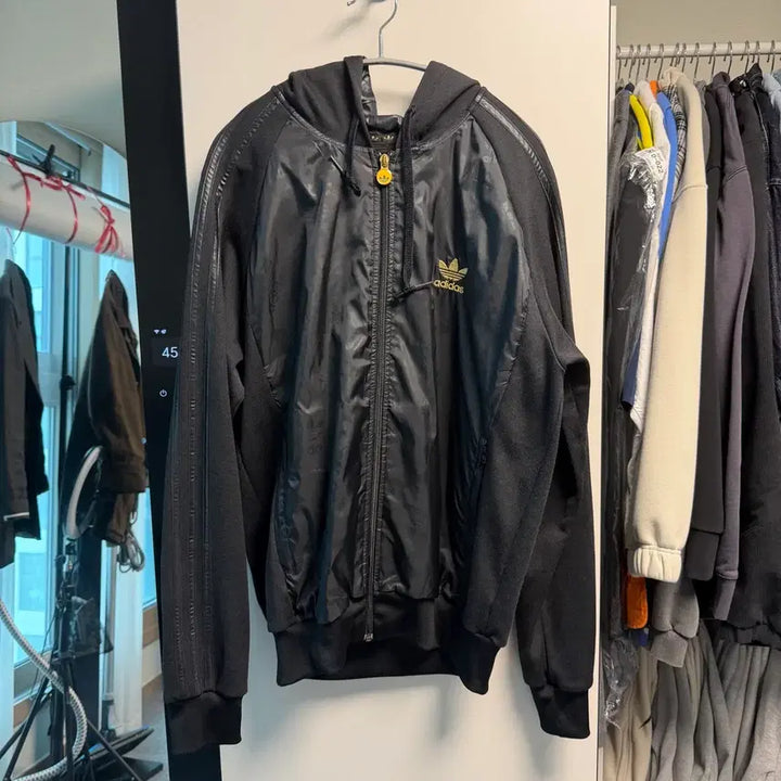 [BUNJANG] Adidas Gold Logo Hooded Jersey Size 105 / 아디다스 금장로고 후드 져지 105사이즈