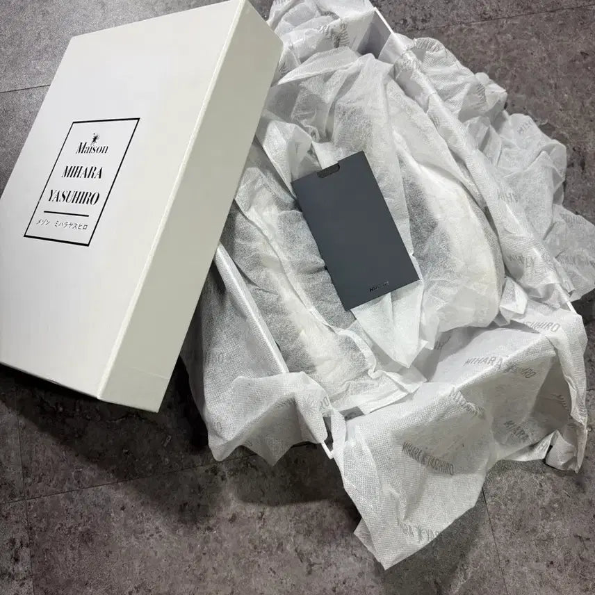 [BUNJANG] Mihara Yasuhiro Blakey 40 Sneakers / 미하라야스히로 블레이키 40 풀박스 크림
