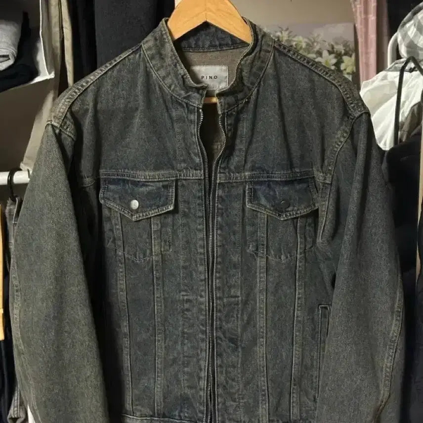 [SOLD OUT] 반택포 새상품)정가9 휴즈네스트 빈티지블루 청자켓 사이즈미스