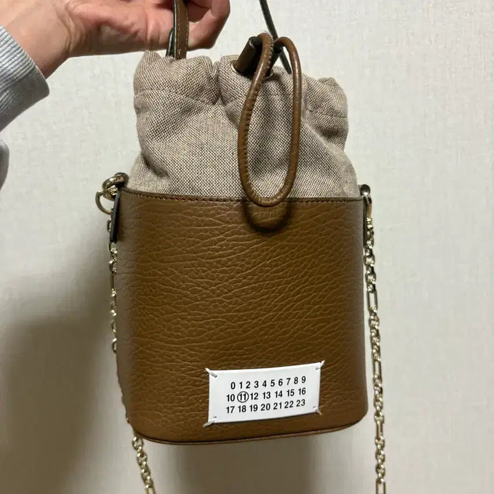 [BUNJANG] Maison Margiela 5AC Bucket Bag Brown Chain / (가격내림X)마르지엘라 5AC 버킷백 브라운 체인