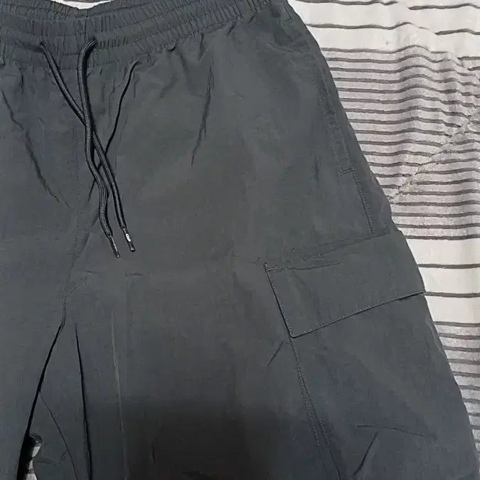 [BUNJANG] CODE GRAPHIE Thin Nylon Wide Cargo Pants L / 코드그라피 와이드 얇은나일론 카고팬츠 L 기장109