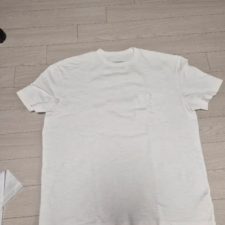 [SOLD OUT] 포터리 3사이즈 화이트 포켓 반팔 티셔츠