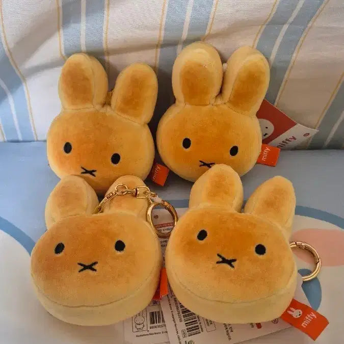 [SOLD OUT] 구운빵얼굴 미피 키링 새상품