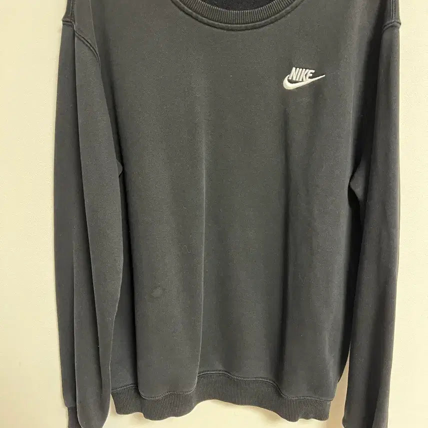 [BUNJANG] Nike Black Sweatshirt / 나이키 블랙 맨투맨