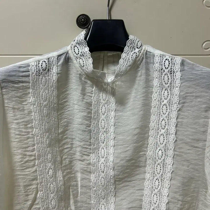 [BUNJANG] ZARA Park Bo-young Lace Blouse / 자라 박보영 블라우스