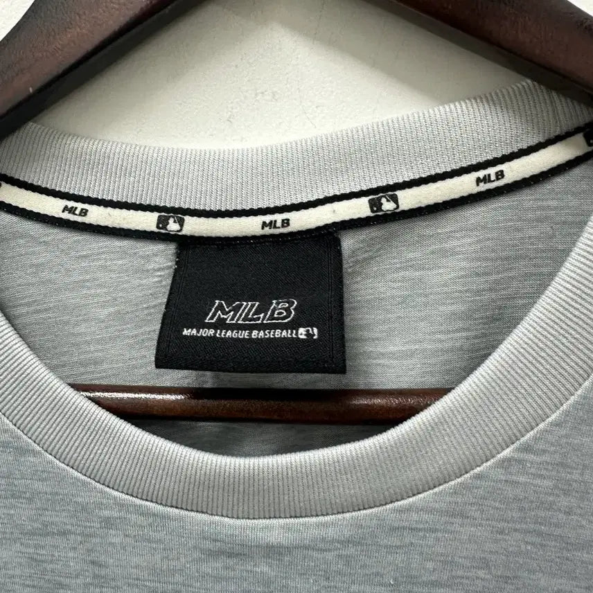 [SOLD OUT] [만원 아라비아빈티지] MLB 뉴욕 양키스 회색 반팔 티셔츠 105