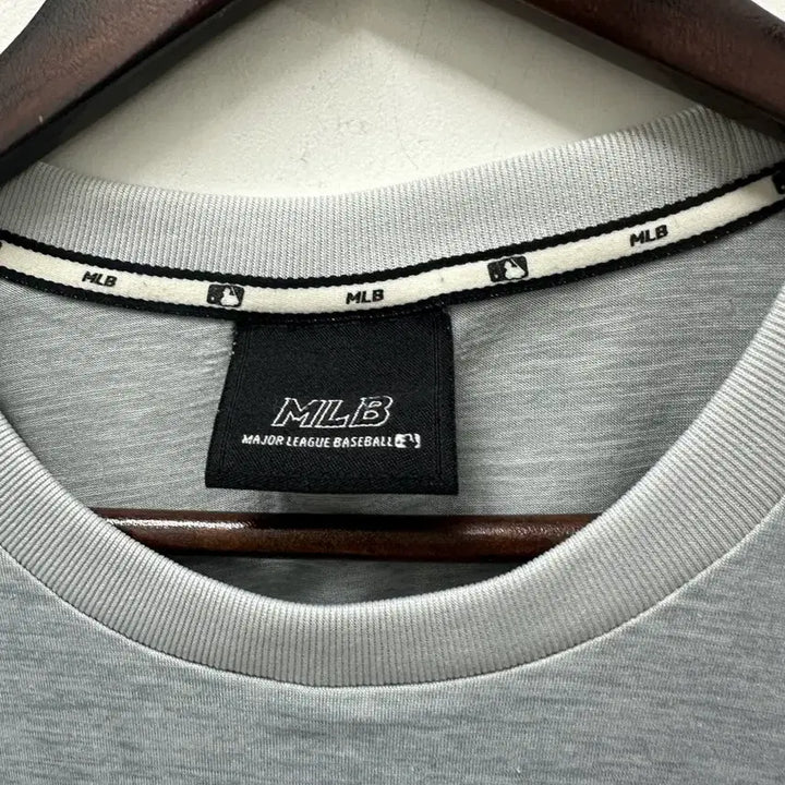[SOLD OUT] [만원 아라비아빈티지] MLB 뉴욕 양키스 회색 반팔 티셔츠 105