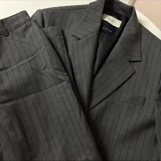 [BUNJANG] Femique Stripe Setup Suit / 페미니크 스트라이프 셋업