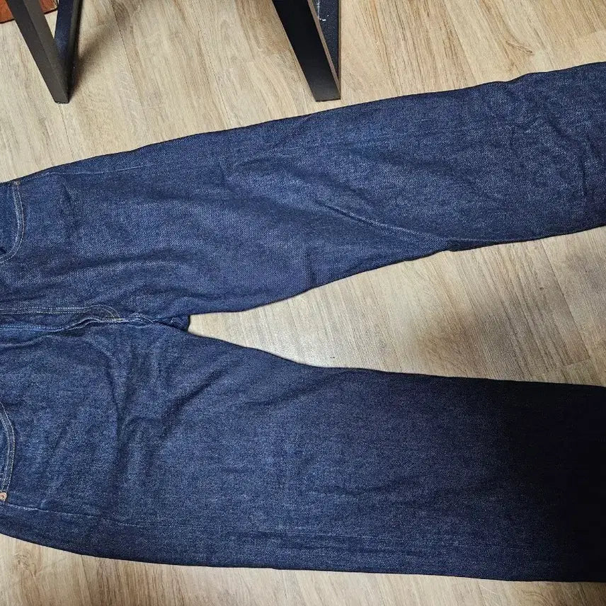 [SOLD OUT] LVC 55501 33 x 32 리지드 판매합니다.