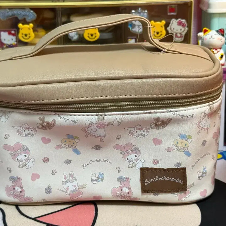 [SOLD OUT] (정품) 산리오 메이크업 파우치(미사용 새상품)