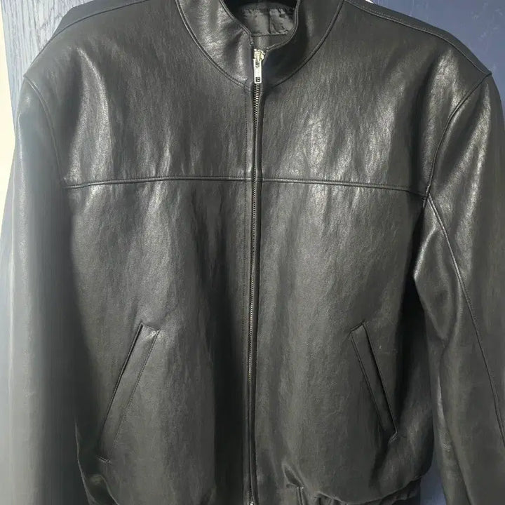 [SOLD OUT] BOWLOW 크롭 스탠드카라 레더 자켓 XL