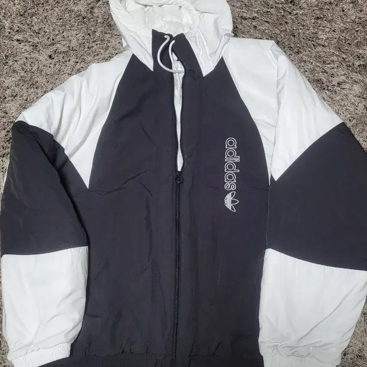 [BUNJANG] Adidas Padded Adicolor Windbreaker 5XL / 아디다스 패디드 애디컬러 패딩 바람막이 5XL