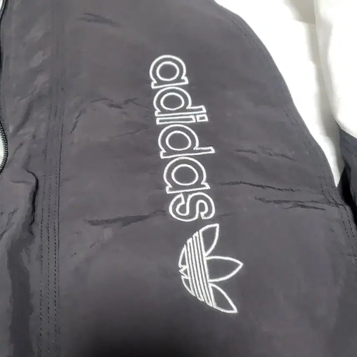 [BUNJANG] Adidas Padded Adicolor Windbreaker 5XL / 아디다스 패디드 애디컬러 패딩 바람막이 5XL