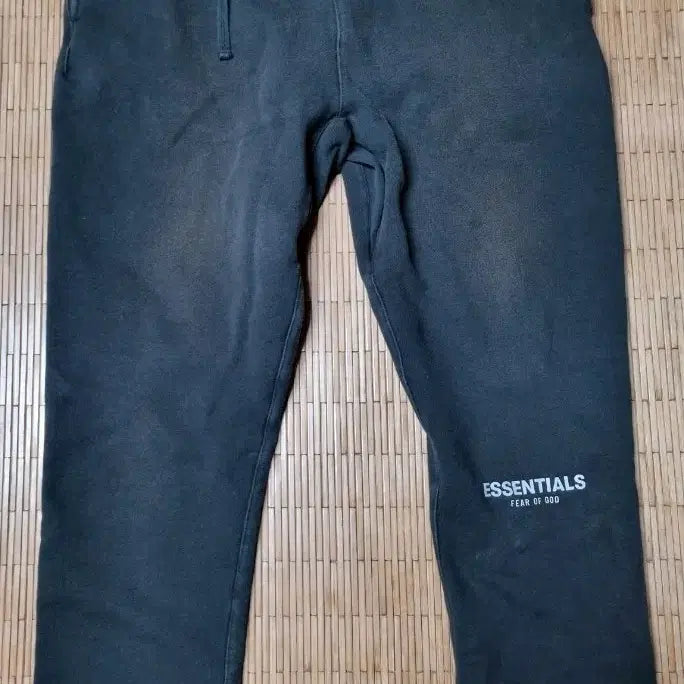 [BUNJANG] Fear of God Essentials Core Collection Sweatpants Black / XL 피오갓 에센셜 스웨트팬츠 블랙