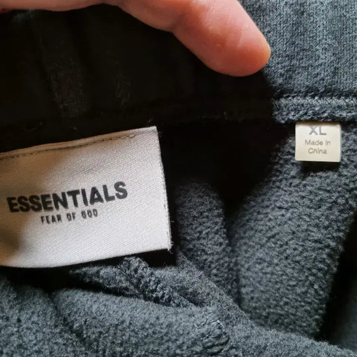 [BUNJANG] Fear of God Essentials Core Collection Sweatpants Black / XL 피오갓 에센셜 스웨트팬츠 블랙