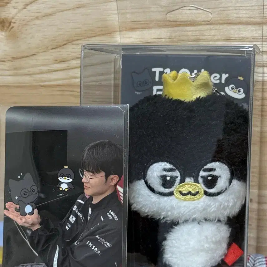 [SOLD OUT] 미개봉 티원 페이커 만우절 펭귄 인형 t1 faker