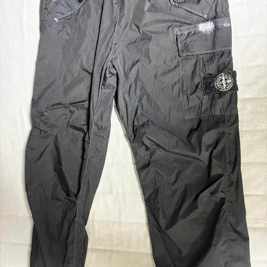 [BUNJANG] Supreme Stone Island Painted Camo Nylon Cargo Pants Black / [S]슈프림 스톤아일랜드 페인티드 카모 나일론 카고팬츠 블랙