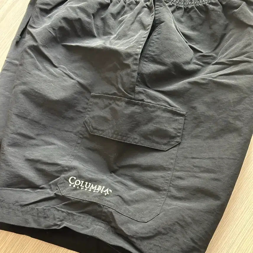 [SOLD OUT] 컬럼비아 반바지 2벌 (블랙+카키)