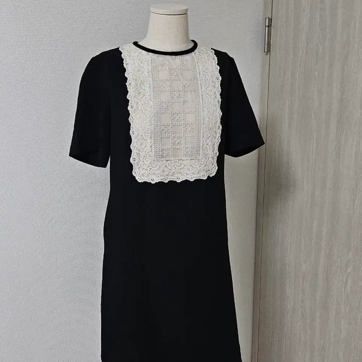 [BUNJANG] Sandro Lace Black Dress / 산드로(Sandro) 레이스 블랙 원피스, 하객룩 추천