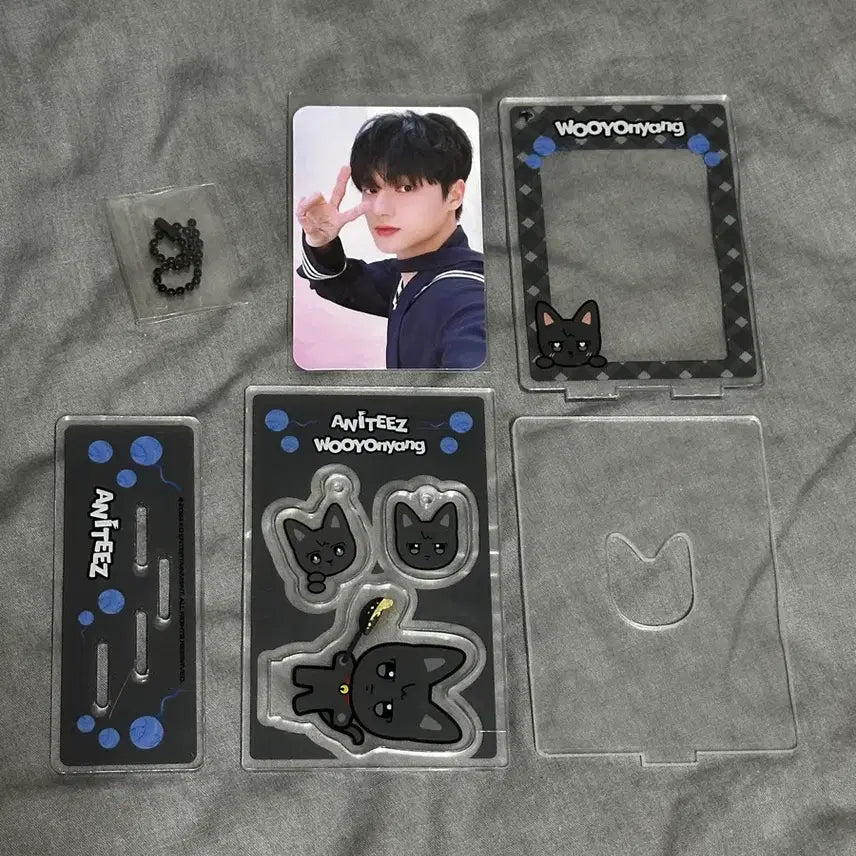 [BUNJANG] ATEEZ Wooyoung Acrylic Photo Frame / 원가)에이티즈 우영 아크릴포토프레임