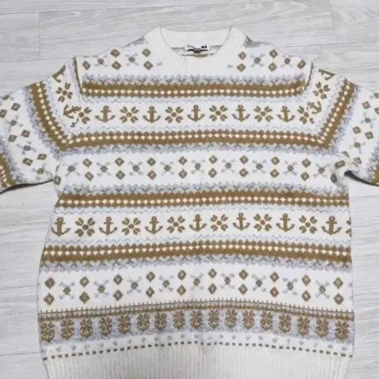 [BUNJANG] Uniqlo JW Anderson Knit L / 유니클로 jw앤더슨 니트 L