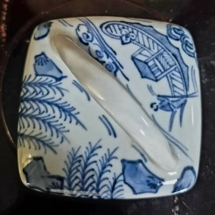 [BUNJANG] Blue-and-White Porcelain Tea Ceremony Incense Container with Wooden Case / 청화백자 다도향합